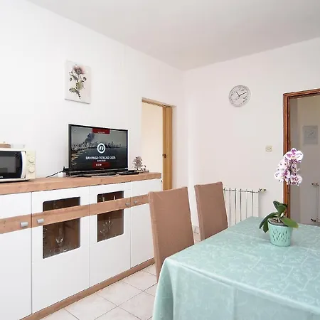 Fuer 3 Personen Ca 48 Qm In Cervar-porat, Istrien Istrische Riviera Apartment *