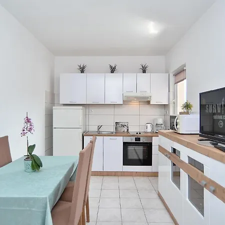Apartment Fuer 3 Personen Ca 48 Qm In Cervar-porat, Istrien Istrische Riviera *